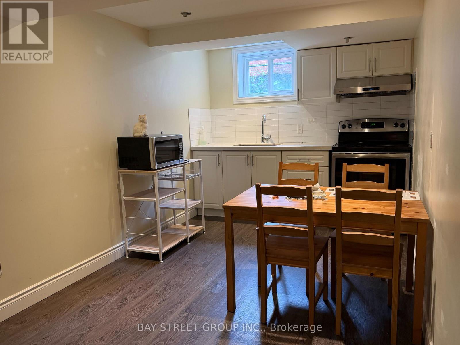 Lower 123 Searle Avenue, Toronto, Ontario  M3H 4B1 - Photo 6 - C13530488