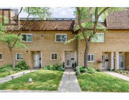 66 - 275 MANSE ROAD, Toronto, Ontario
