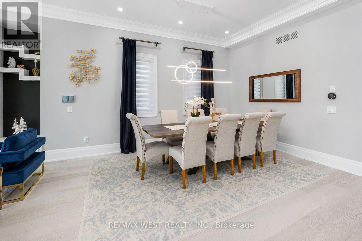 62 Sherwood Forest Drive, Markham, Ontario  L3P 1P8 - Photo 4 - N13532306