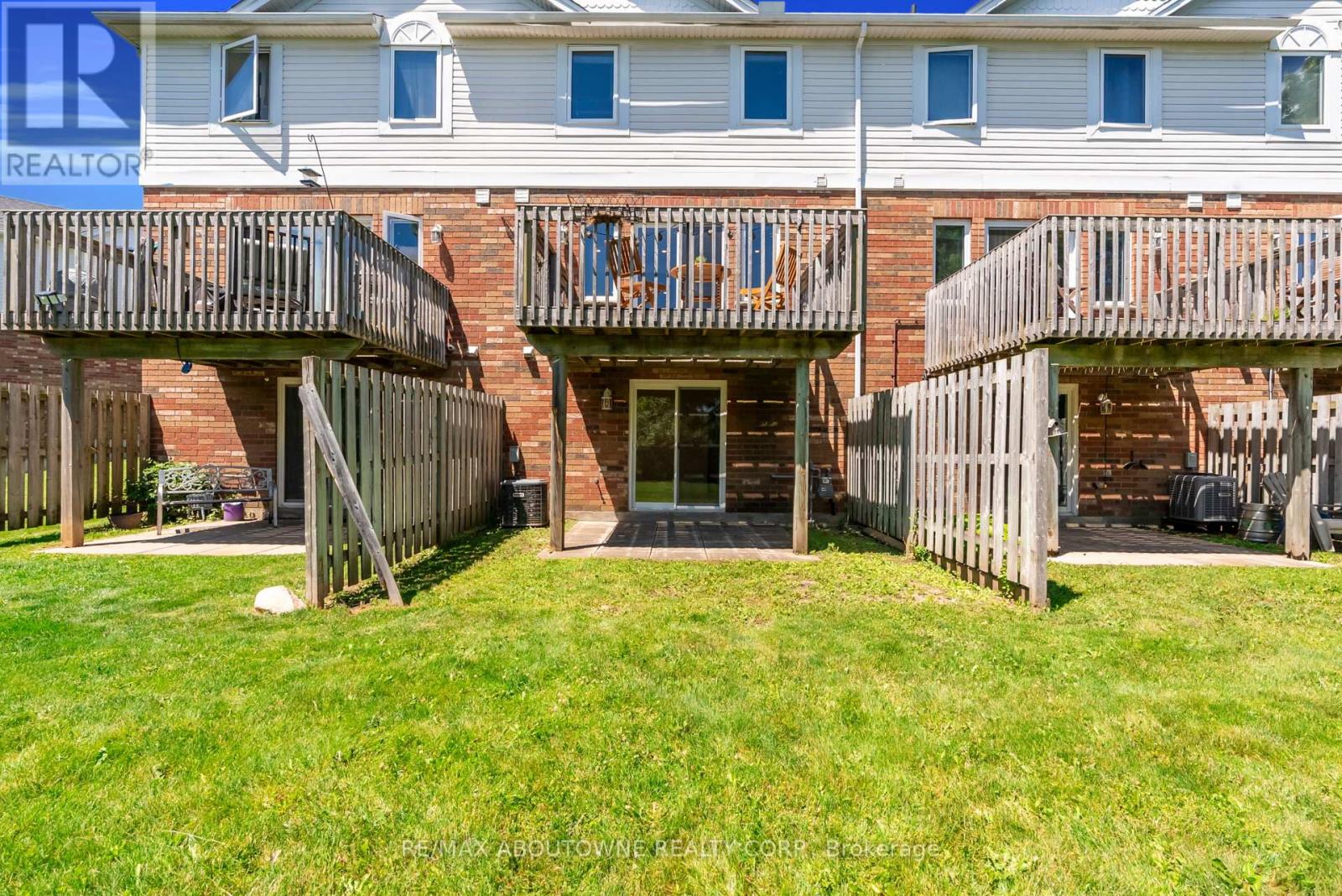 15 - 151 Clairfields Drive E, Guelph, Ontario  N1L 1P5 - Photo 42 - X13487098