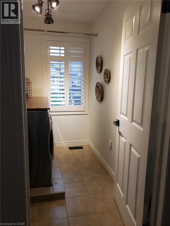 16 Signal Hill Pathway, Stoney Creek, Ontario  L8E 0B7 - Photo 14 - 40845102