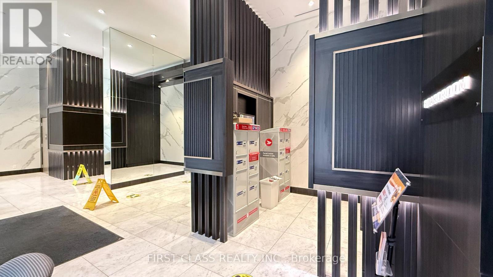 503 - 90 Queens Wharf Road, Toronto, Ontario  M5V 0J4 - Photo 3 - C13535846