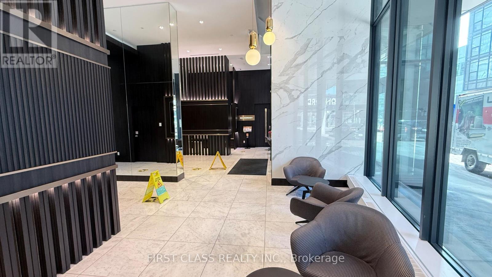503 - 90 Queens Wharf Road, Toronto, Ontario  M5V 0J4 - Photo 4 - C13535846