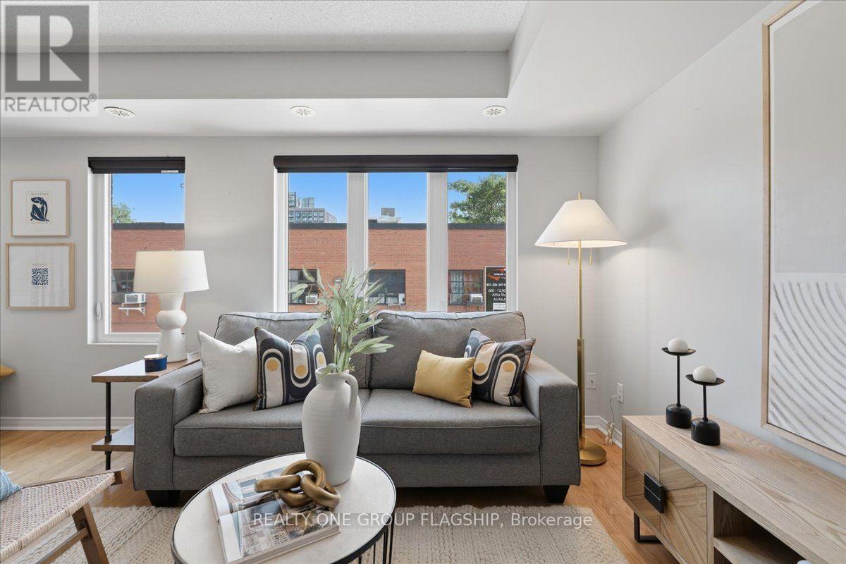 201 - 1 Ruttan Street, Toronto, Ontario  M6P 0A1 - Photo 8 - C13535848