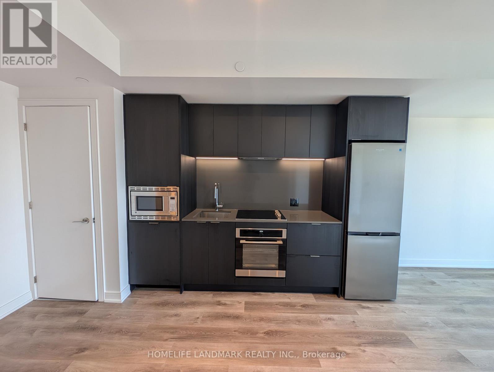 1109 - 3009 Novar Road, Mississauga, Ontario  L5B 0P9 - Photo 4 - W13535882
