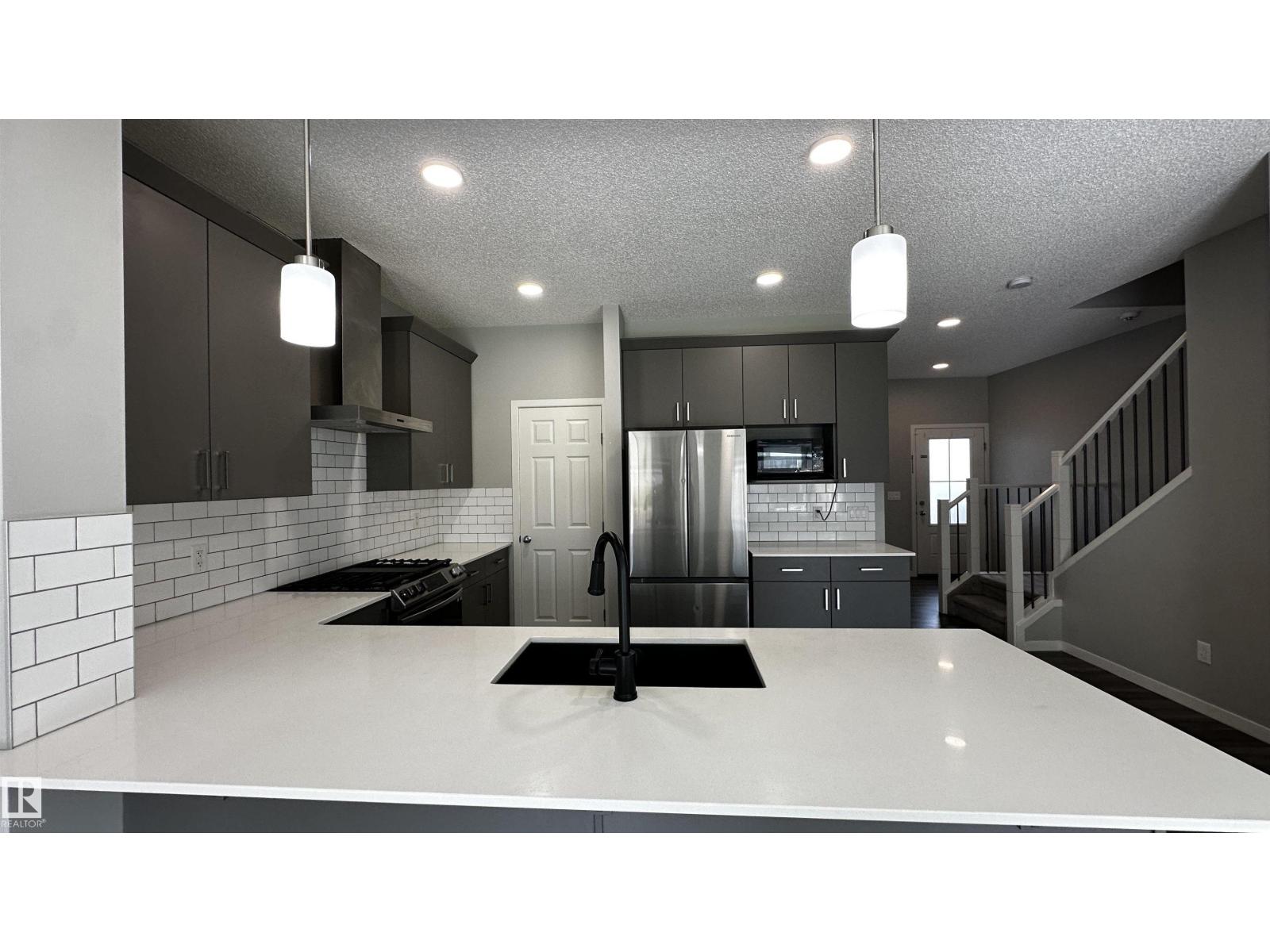 9871 226 St NW, Edmonton, Alberta  T5T 7V2 - Photo 11 - E4497106
