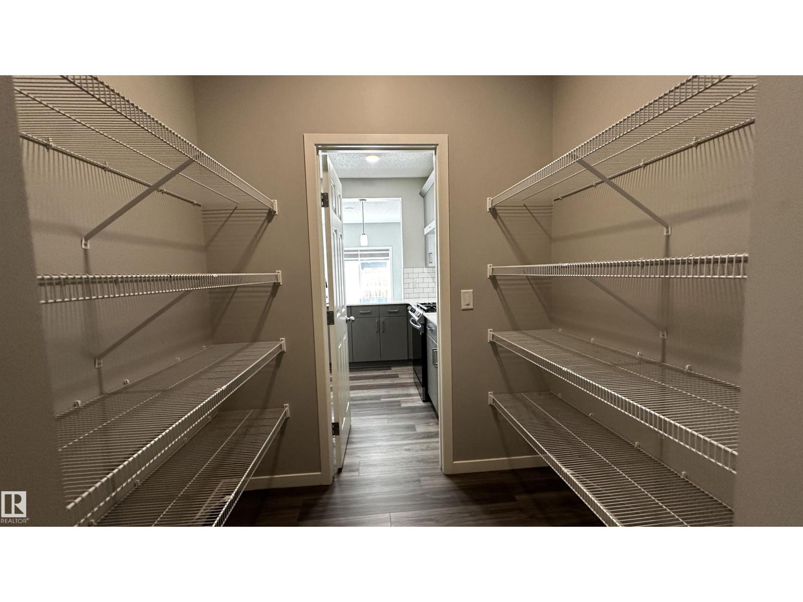 9871 226 St NW, Edmonton, Alberta  T5T 7V2 - Photo 13 - E4497106
