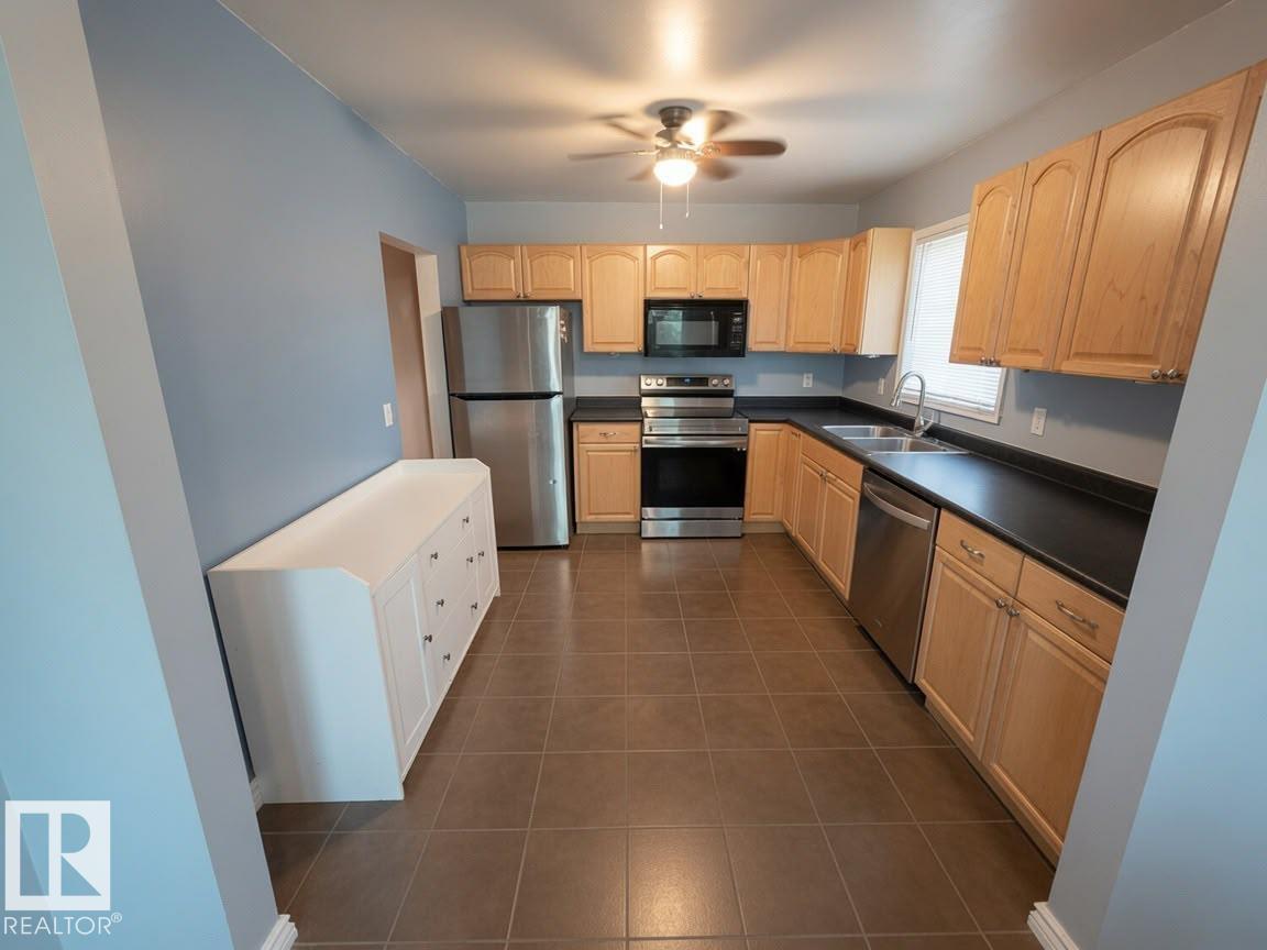 12732 120 St NW, Edmonton, Alberta  T5E 5N5 - Photo 3 - E4497560