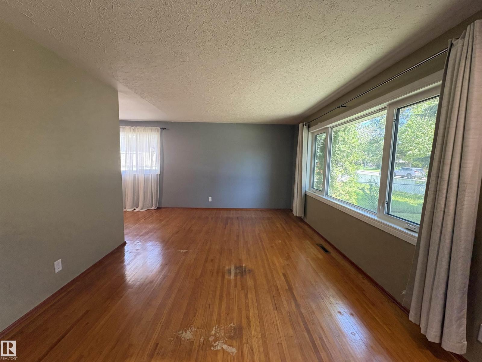 13032 90 St NW, Edmonton, Alberta  T5E 3M3 - Photo 4 - E4497562
