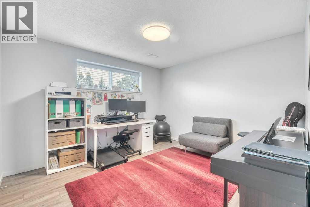 7311 35 Avenue NW, Calgary, Alberta  T3B 1T2 - Photo 35 - A2324962