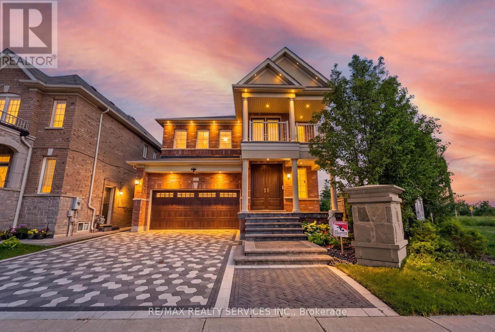 1 DOLBYHILL DRIVE, Brampton, Ontario