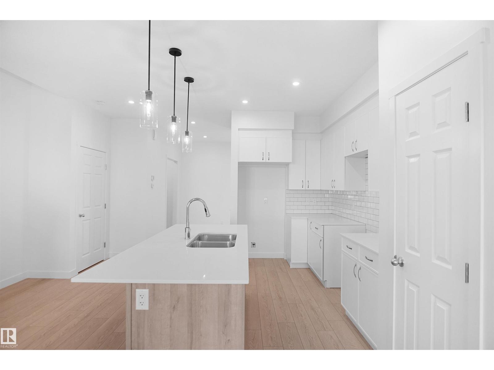 17715 7 St NE, Edmonton, Alberta  T5Y 4E9 - Photo 15 - E4497563