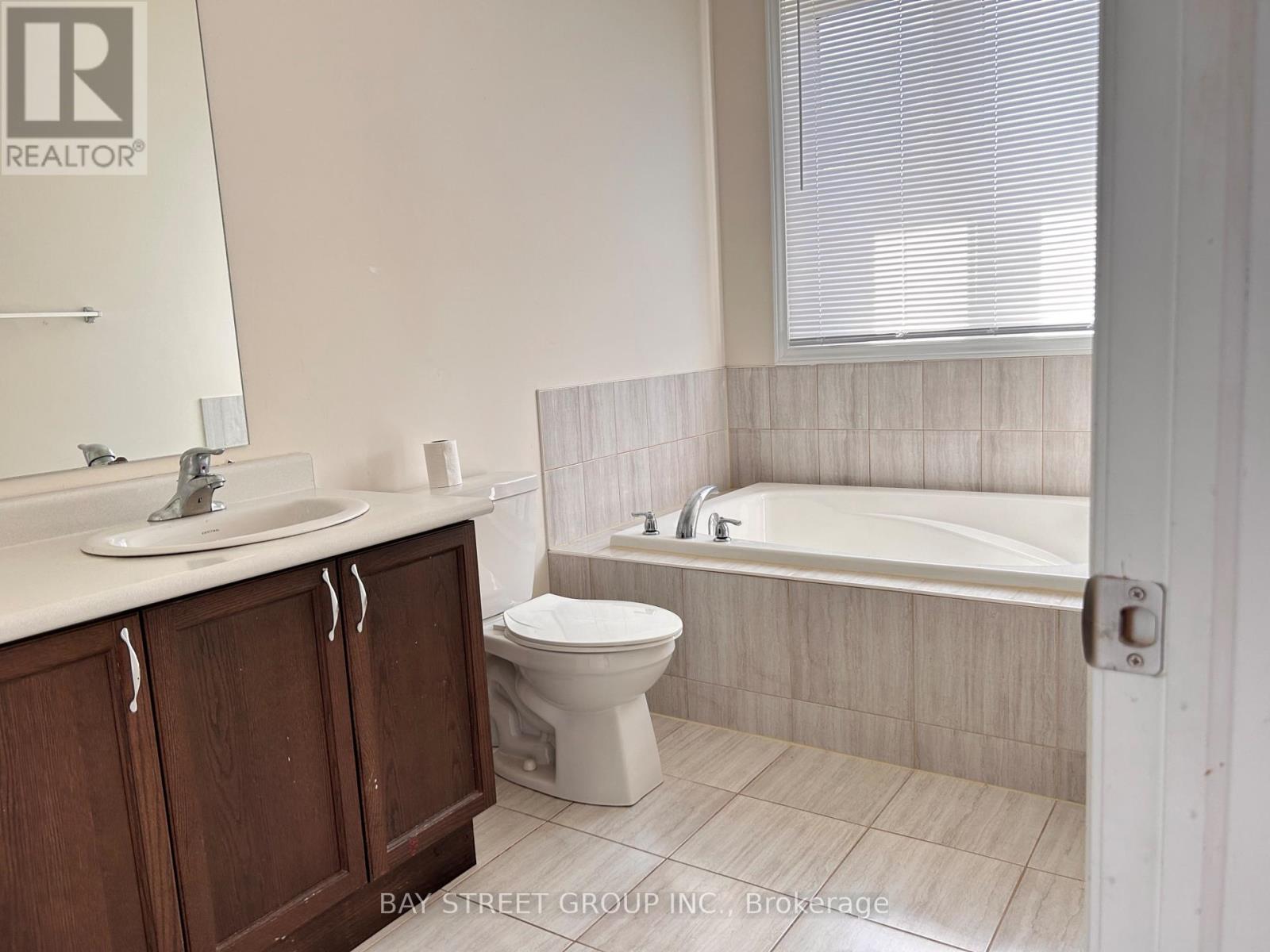 94 Titan Trail, Markham, Ontario  L3S 3J5 - Photo 16 - N13535916