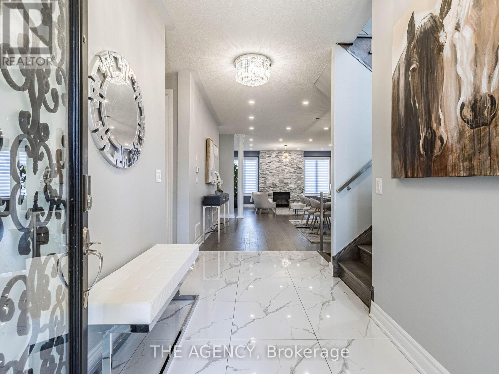 612 Serafini Crescent, Milton, Ontario  L9T 7P1 - Photo 2 - W13535896