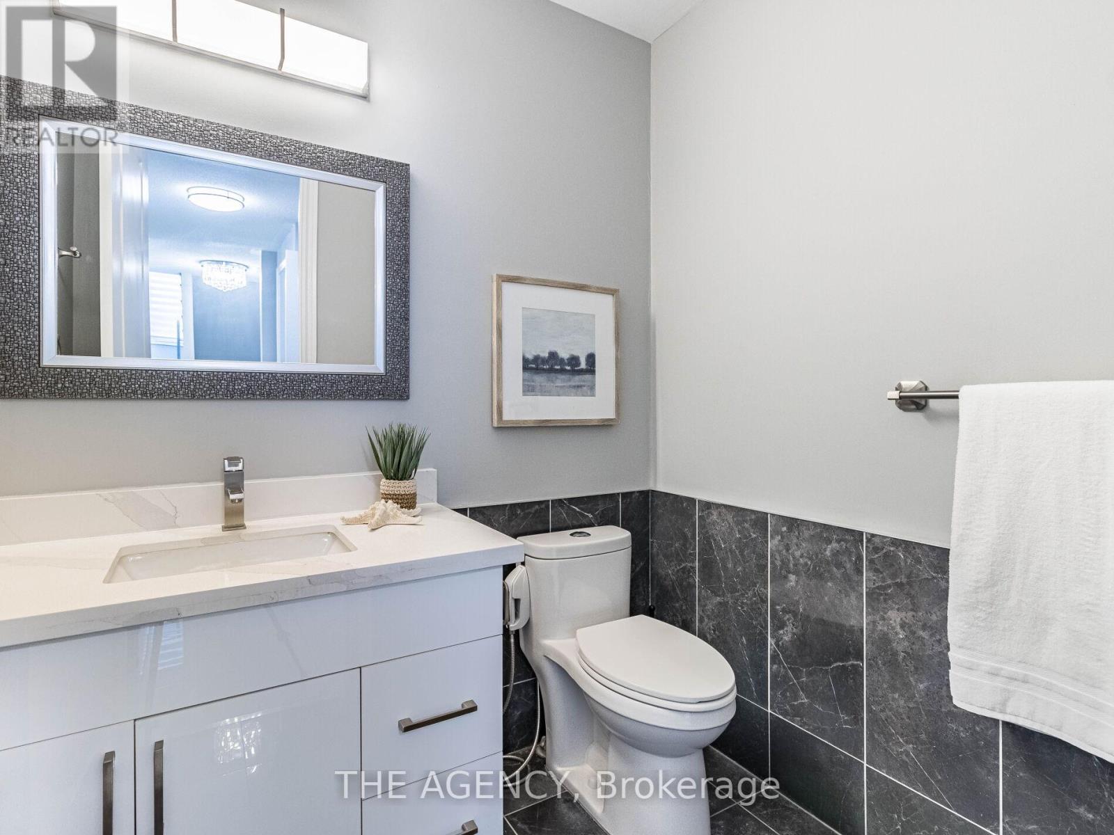 612 Serafini Crescent, Milton, Ontario  L9T 7P1 - Photo 5 - W13535896