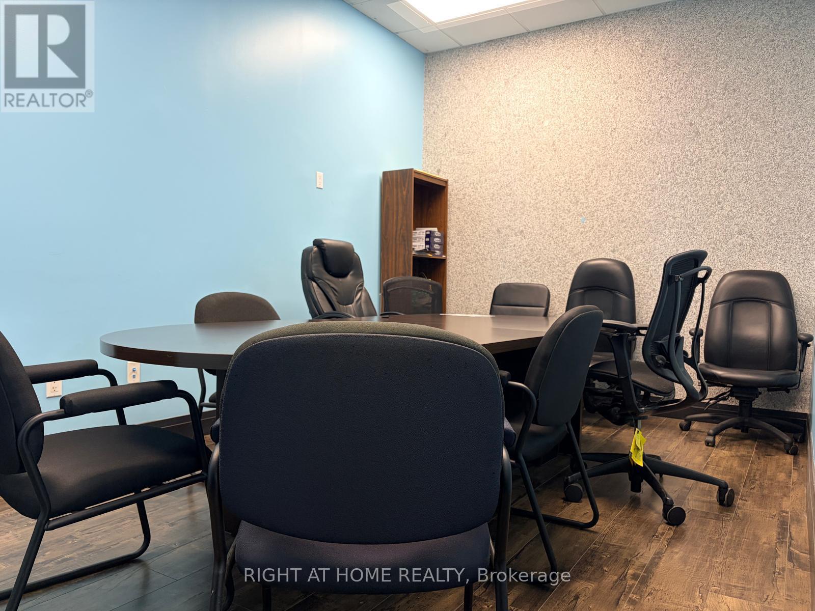 39 - 480 Chrysler Drive, Brampton, Ontario  L6S 0C1 - Photo 8 - W13535910