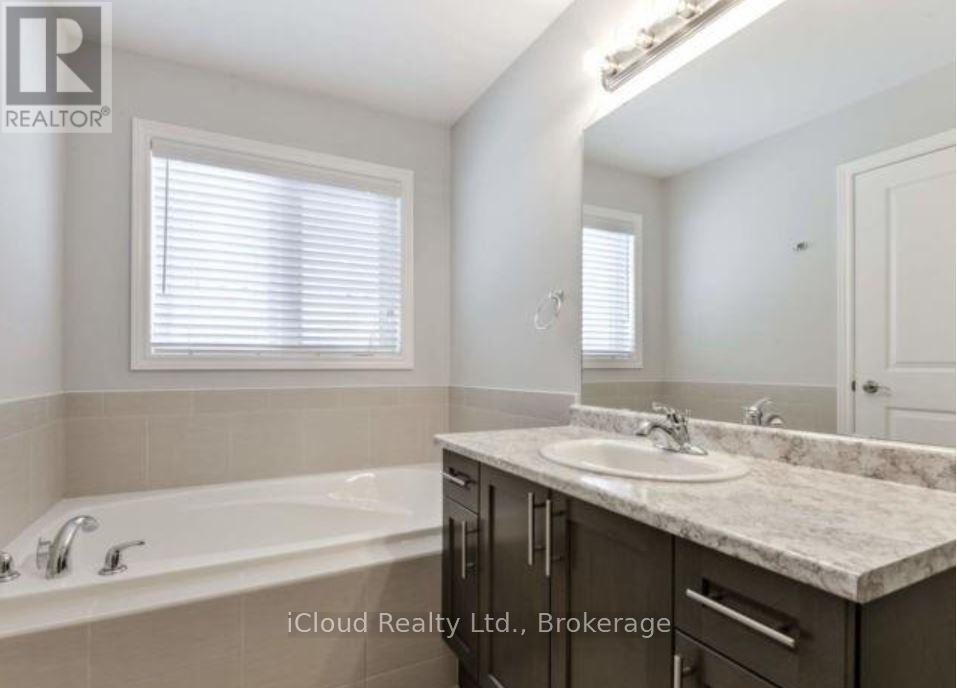 66 Cittadella Boulevard, Hamilton, Ontario  L0R 1P0 - Photo 12 - X13535900