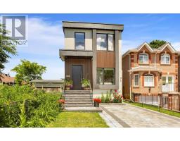 10 HAMSTEAD AVENUE, Toronto, Ontario