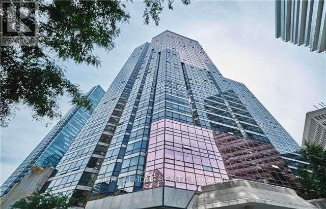 919 - 1001 Bay Street, Toronto, Ontario  M5S 3A6 - Photo 2 - C13535930