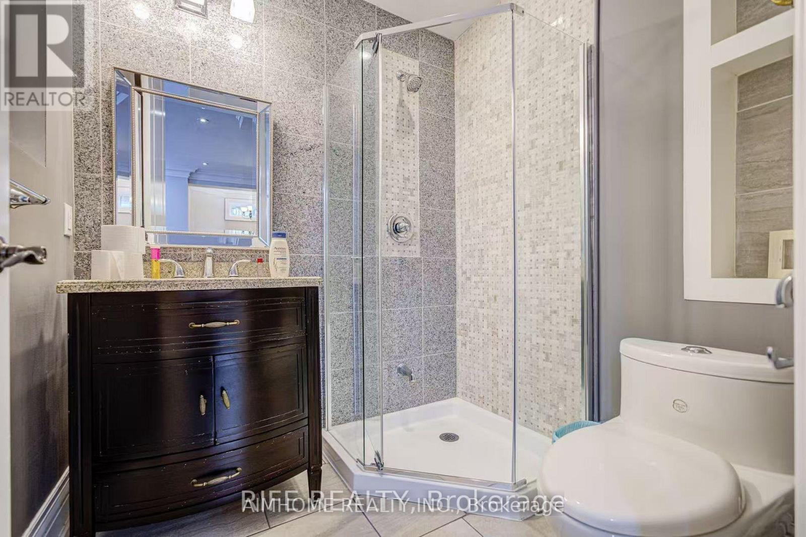 103 Burndale Avenue, Toronto, Ontario  M2N 1S8 - Photo 24 - C13535932