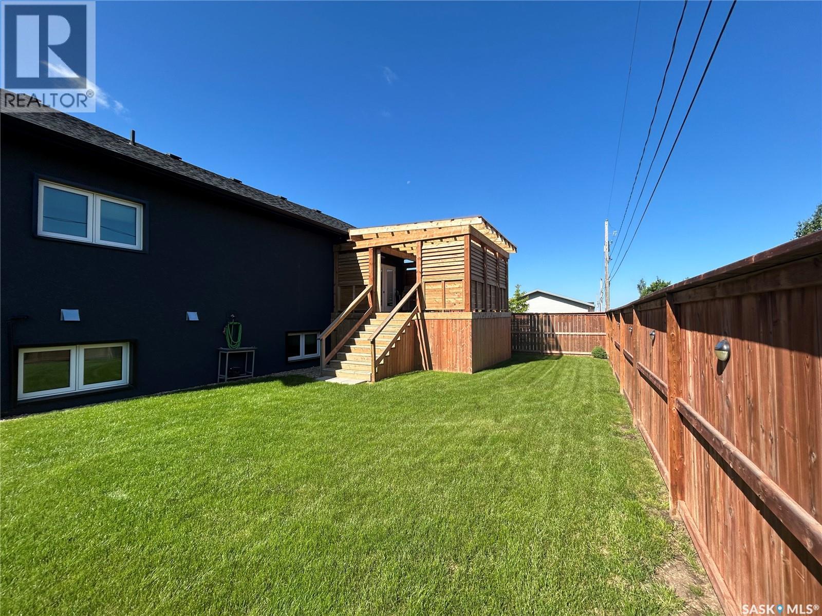 214 Elizabeth Street, Melfort, Saskatchewan  S0E 1A0 - Photo 6 - SK035251