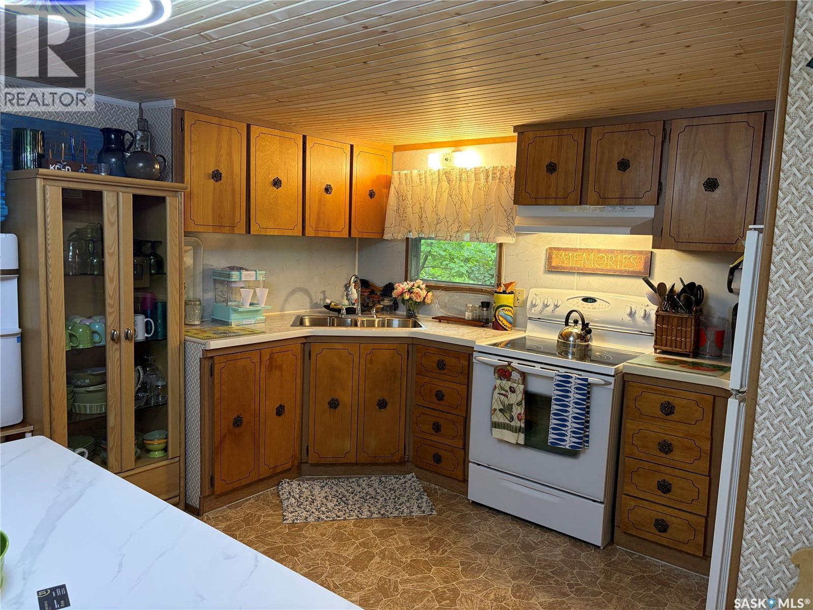 34 Columbus Drive, Fishing Lake, Saskatchewan  S0A 1A0 - Photo 12 - SK041872
