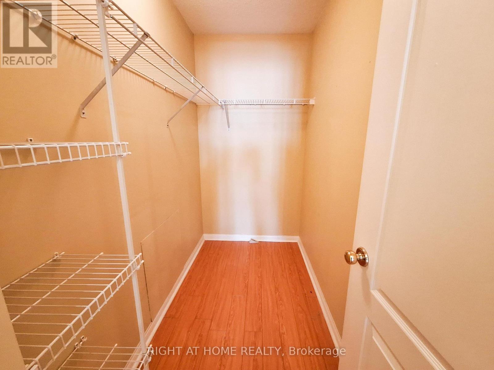 821 Grandview Way, Toronto, Ontario  M2N 6V5 - Photo 31 - C13535948