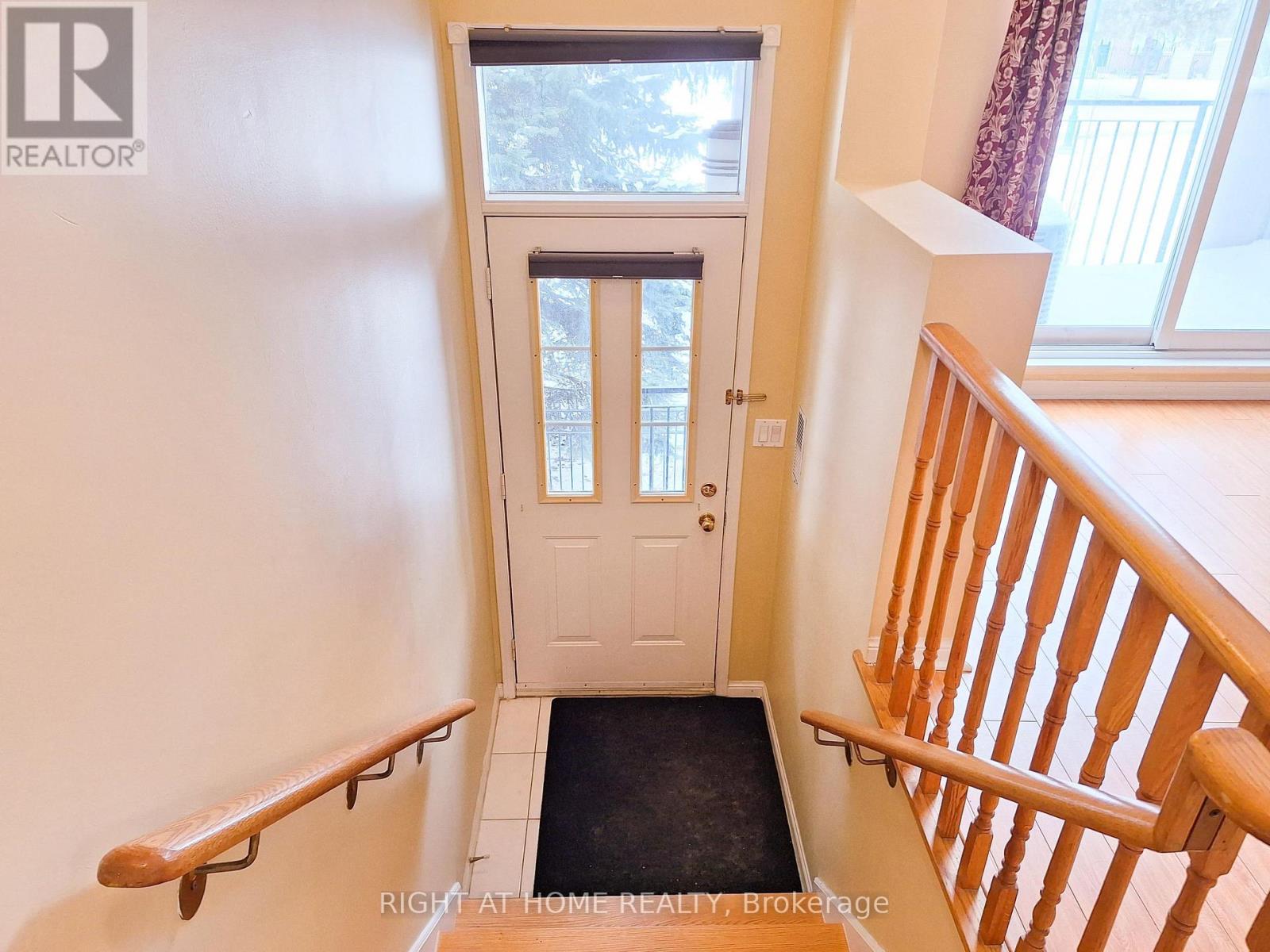821 Grandview Way, Toronto, Ontario  M2N 6V5 - Photo 4 - C13535948