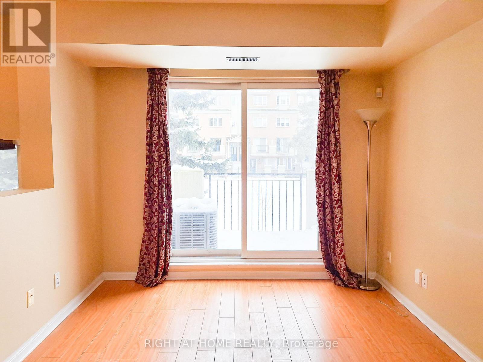 821 Grandview Way, Toronto, Ontario  M2N 6V5 - Photo 5 - C13535948