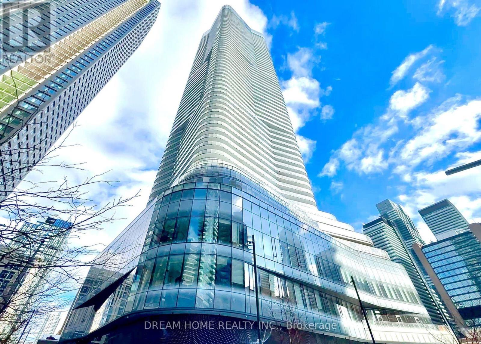 5102 - 11 WELLESLEY STREET W, Toronto, Ontario
