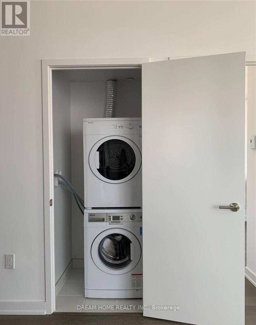 5102 - 11 Wellesley Street W, Toronto, Ontario  M4Y 0G4 - Photo 21 - C13535954