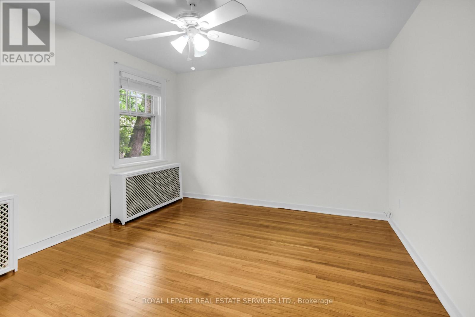 56 Arlington Avenue, Toronto, Ontario  M6G 3K8 - Photo 20 - C13535956
