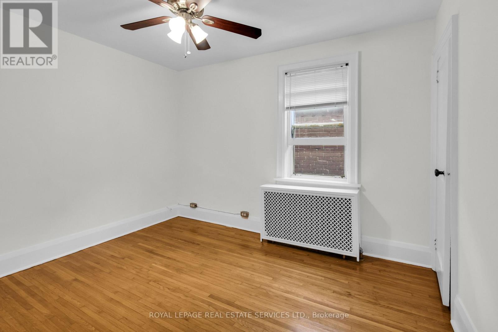 56 Arlington Avenue, Toronto, Ontario  M6G 3K8 - Photo 23 - C13535956