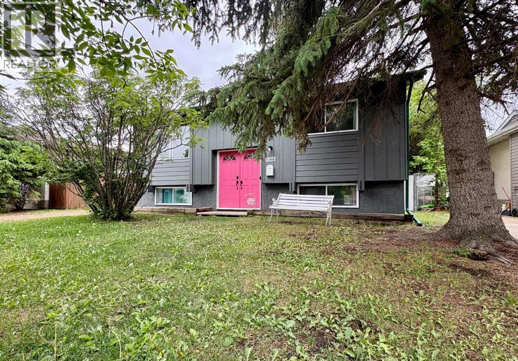 9631 85 Avenue, Grande Prairie