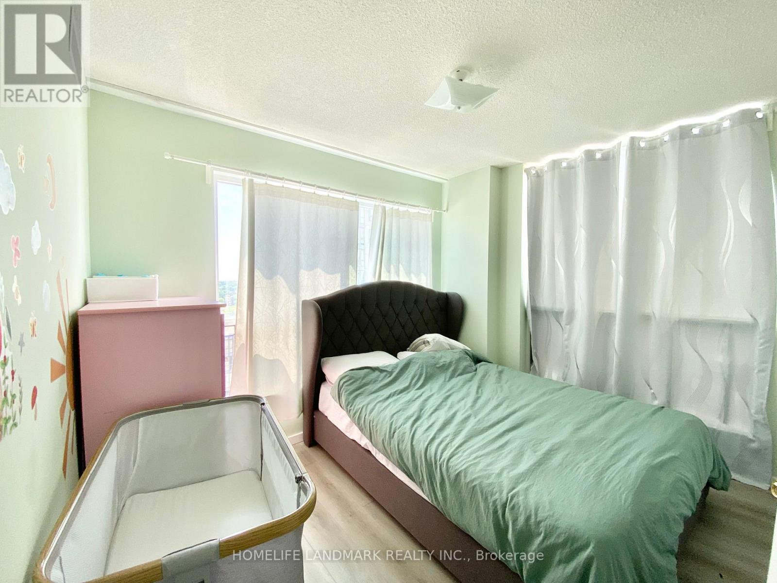 1802 - 1470 Midland Avenue, Toronto, Ontario M1P 4Z4 - Photo 12 - E13535972