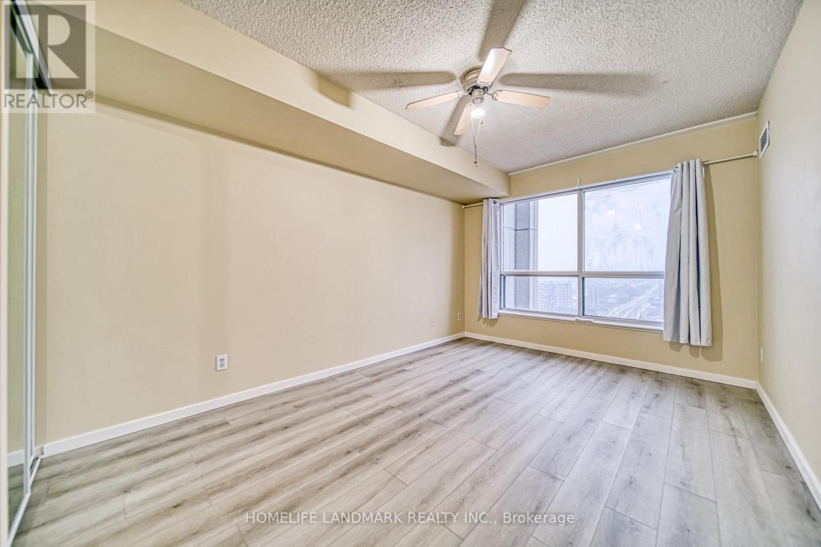 1802 - 1470 Midland Avenue, Toronto, Ontario M1P 4Z4 - Photo 9 - E13535972