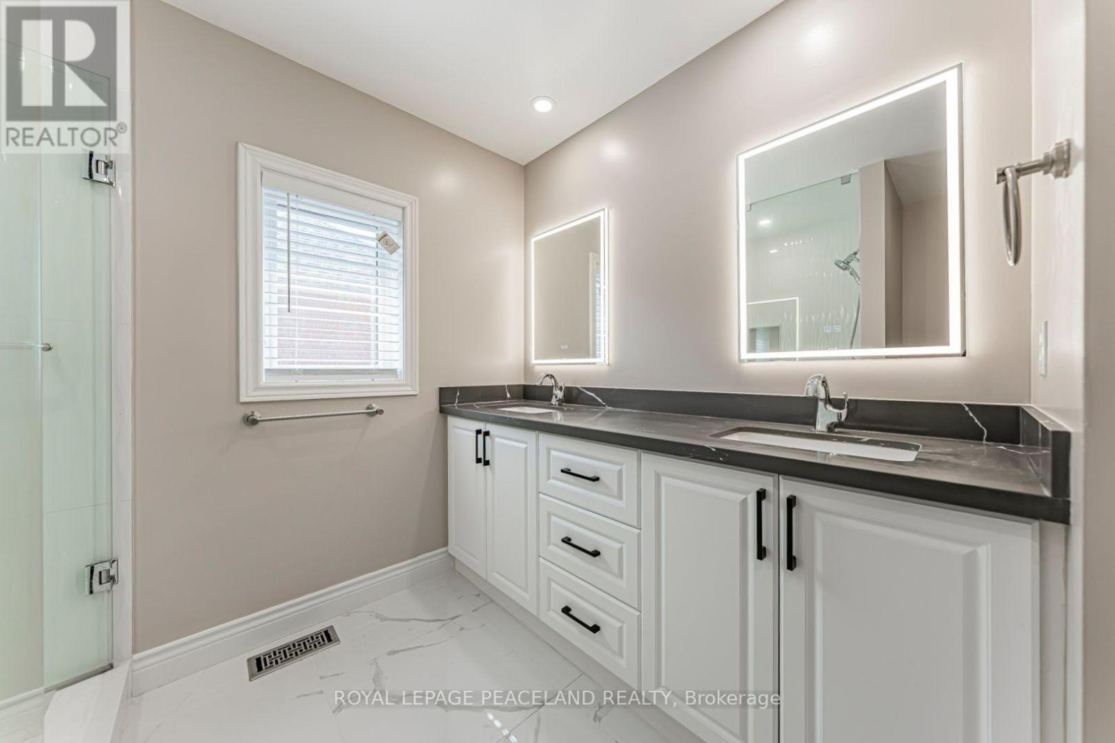 152 Flagstone Way, Newmarket, Ontario  L3X 2Z7 - Photo 36 - N13535988