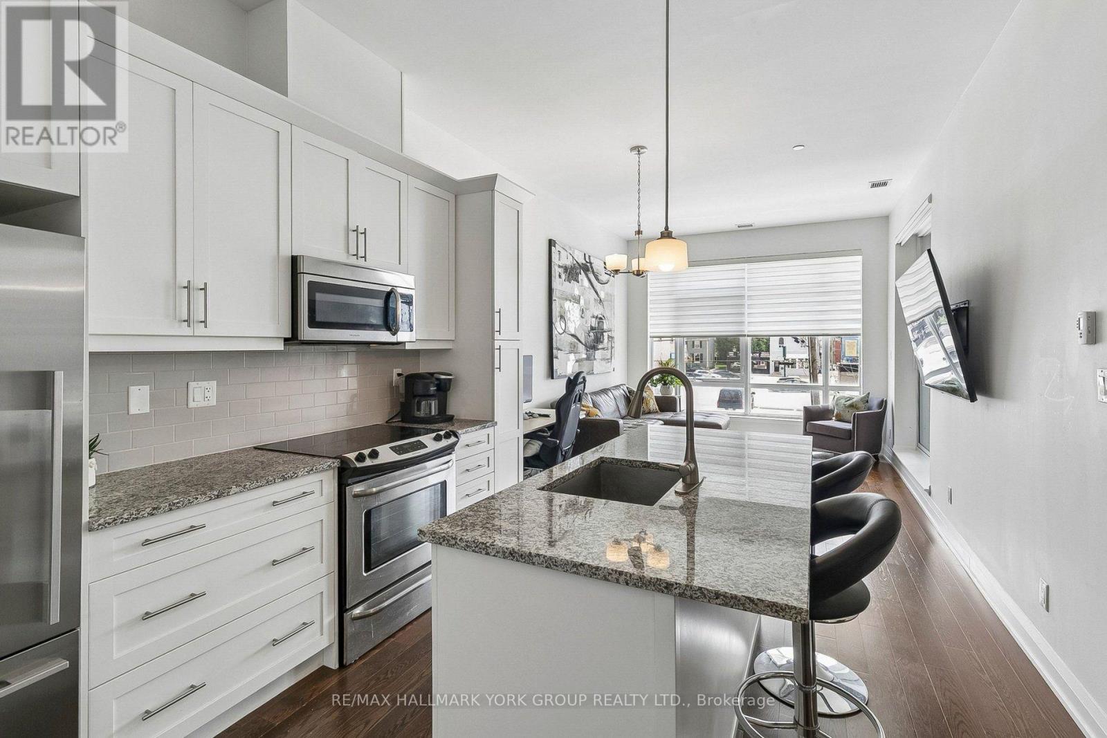 11 - 15277 Yonge Street, Aurora, Ontario  L4G 1N6 - Photo 13 - N13536026