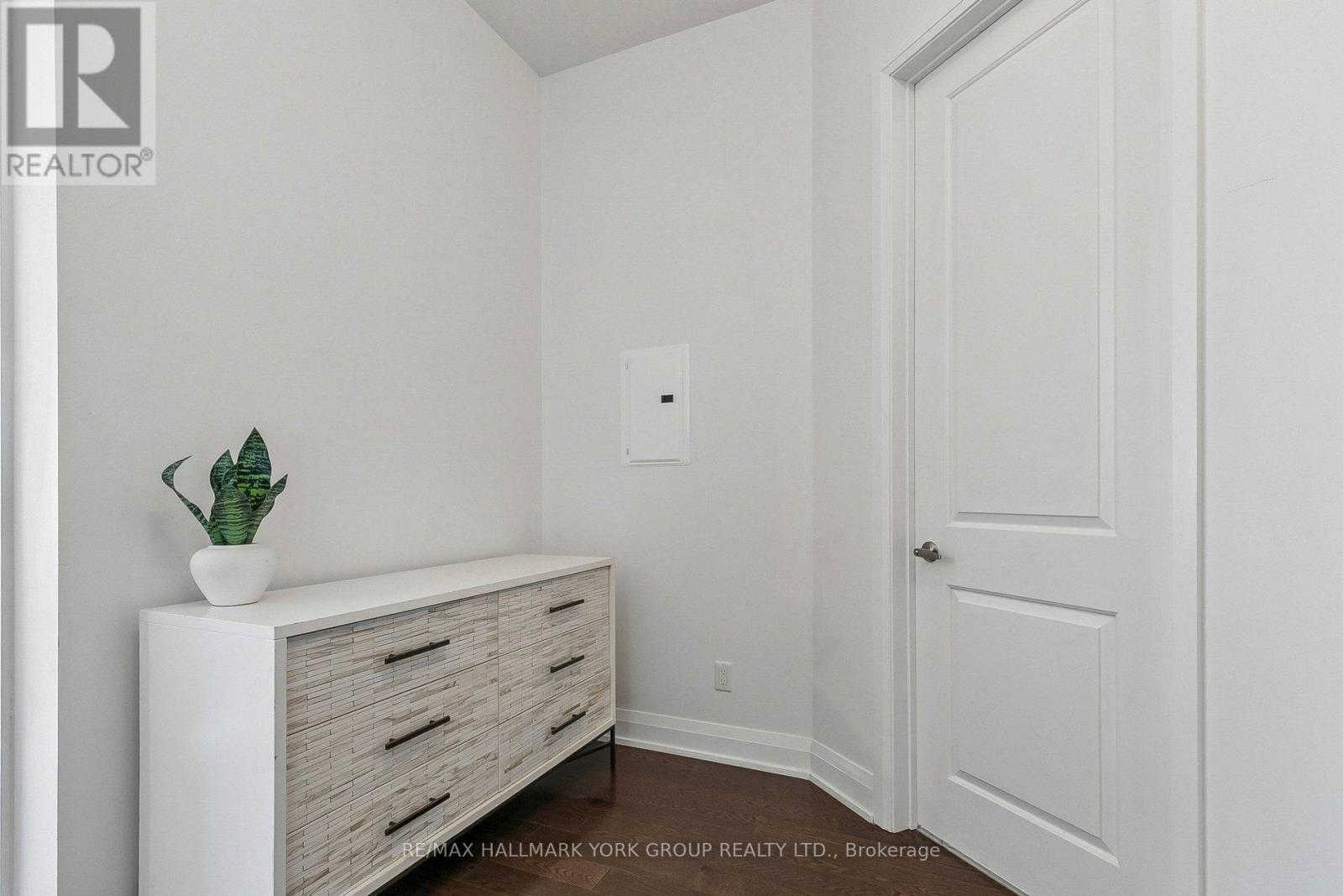 11 - 15277 Yonge Street, Aurora, Ontario  L4G 1N6 - Photo 23 - N13536026