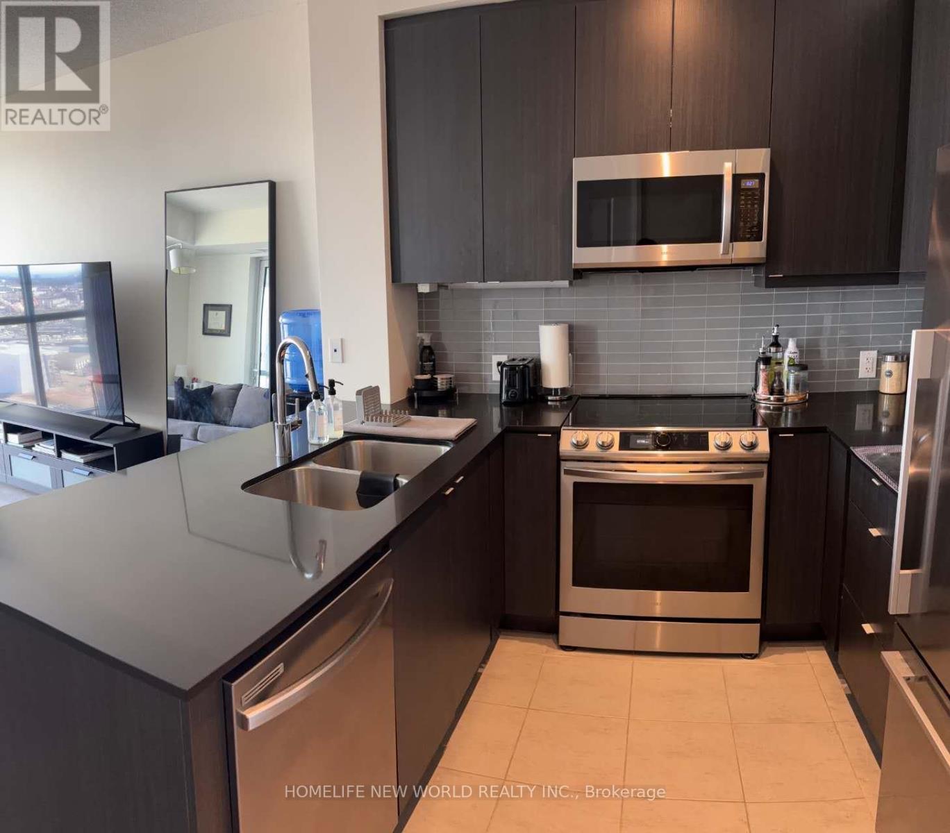 1806 - 50 Thomas Riley Road N, Toronto, Ontario  M9B 0C5 - Photo 2 - W13535976