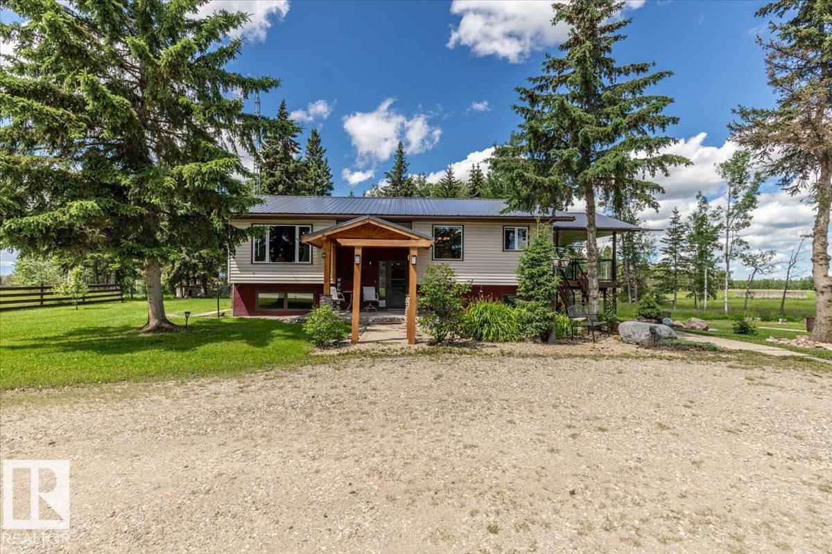 32052 Twp Rd 452, Rural Ponoka County, Alberta