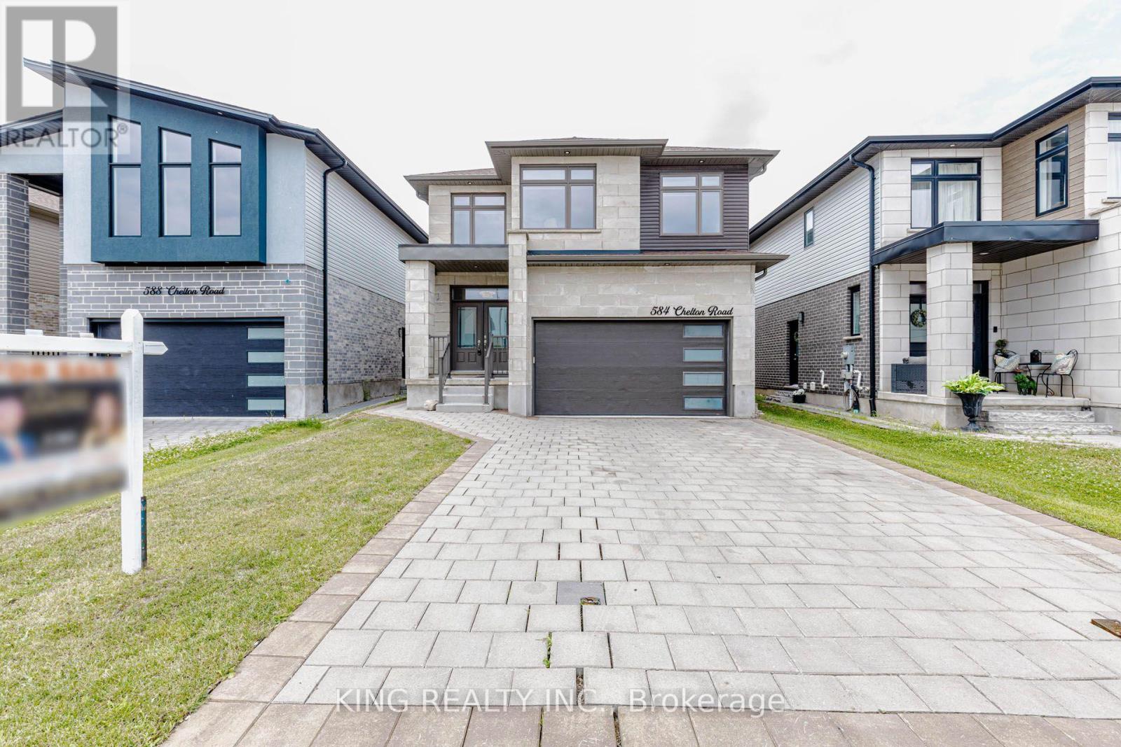 584 Chelton Road, London South, Ontario N6M 0H7 - Photo 2 - X13536048