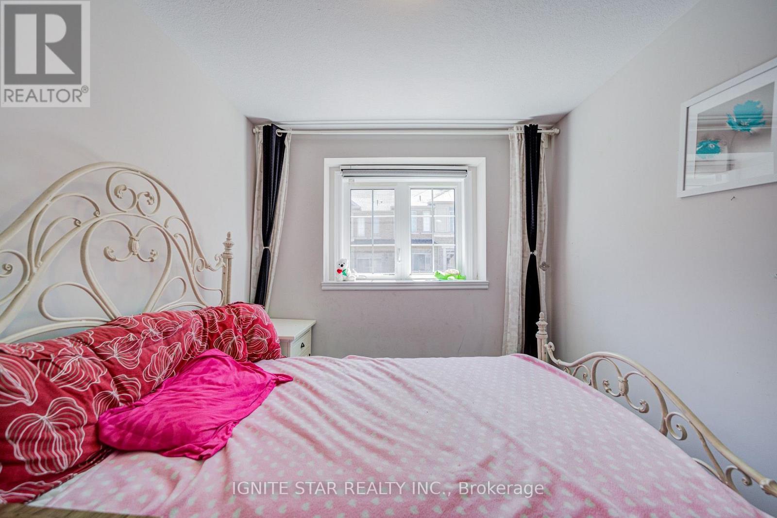 3305 Mockingbird Common, Oakville, Ontario  L6H 0X1 - Photo 13 - W13536036