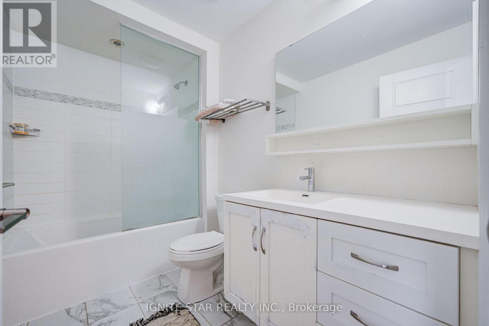 3305 Mockingbird Common, Oakville, Ontario  L6H 0X1 - Photo 17 - W13536036