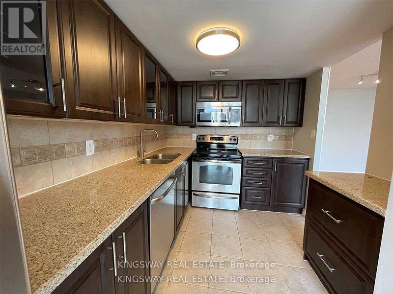 509 - 350 Webb Drive N, Mississauga, Ontario  L5B 3W4 - Photo 2 - W13536044