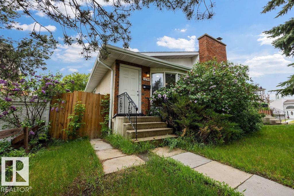 1291 LAKEWOOD RD W NW, Edmonton