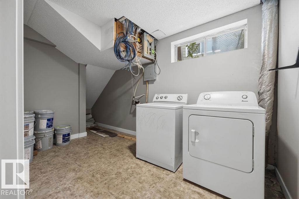 1291 Lakewood Rd W NW, Edmonton, Alberta  T6K 3L1 - Photo 30 - E4497575