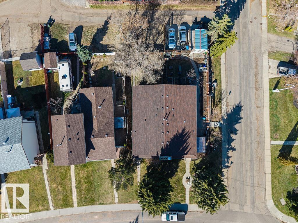 1291 Lakewood Rd W NW, Edmonton, Alberta  T6K 3L1 - Photo 48 - E4497575