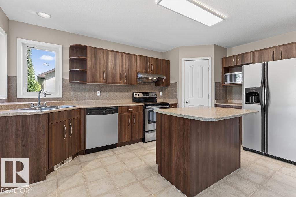 4720 204 St NW, Edmonton, Alberta  T6M 0C3 - Photo 9 - E4497577