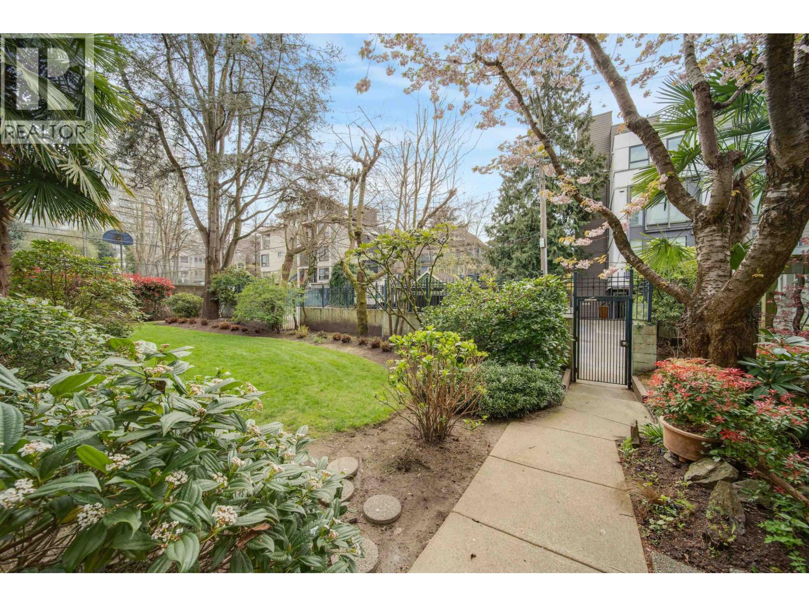 315 1510 Nelson Street, Vancouver, British Columbia  V6G 1M1 - Photo 8 - R3143826
